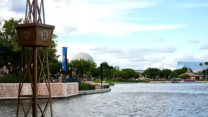 World Showcase Lagoon 4