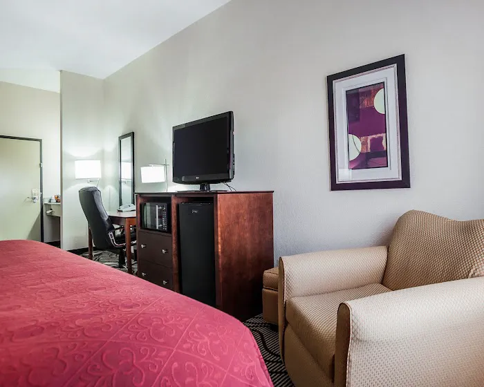 Quality Inn & Suites Altoona - Des Moines 7