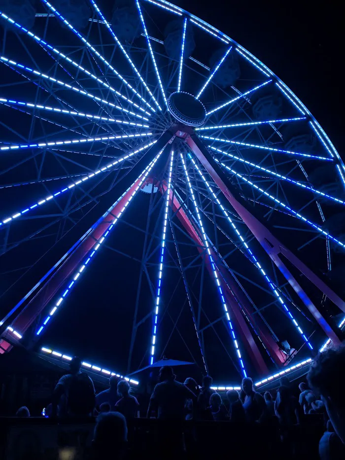 Giant Sky Wheel 4