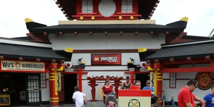 LEGO® NINJAGO® World