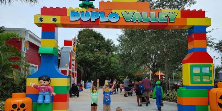 DUPLO® Valley