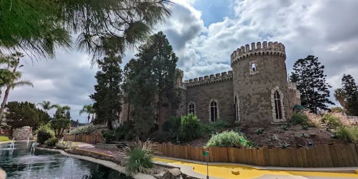 Sherman Oaks Castle Park