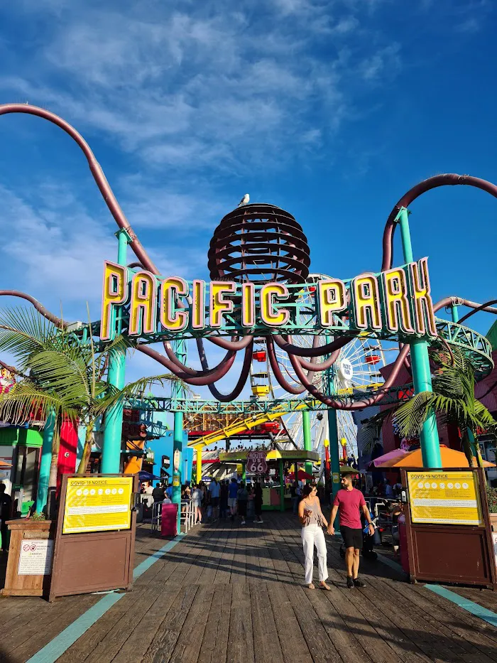 Pacific Park on the Santa Monica Pier 0