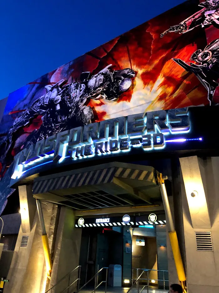 Transformers: The Ride 3D 7