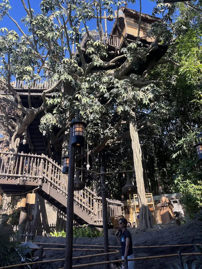 Adventureland Treehouse 8