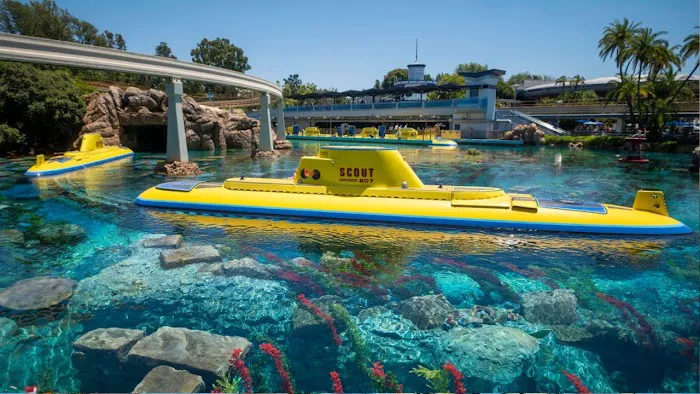 Finding Nemo Submarine Voyage 0