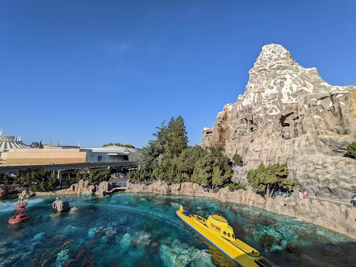 Finding Nemo Submarine Voyage 8