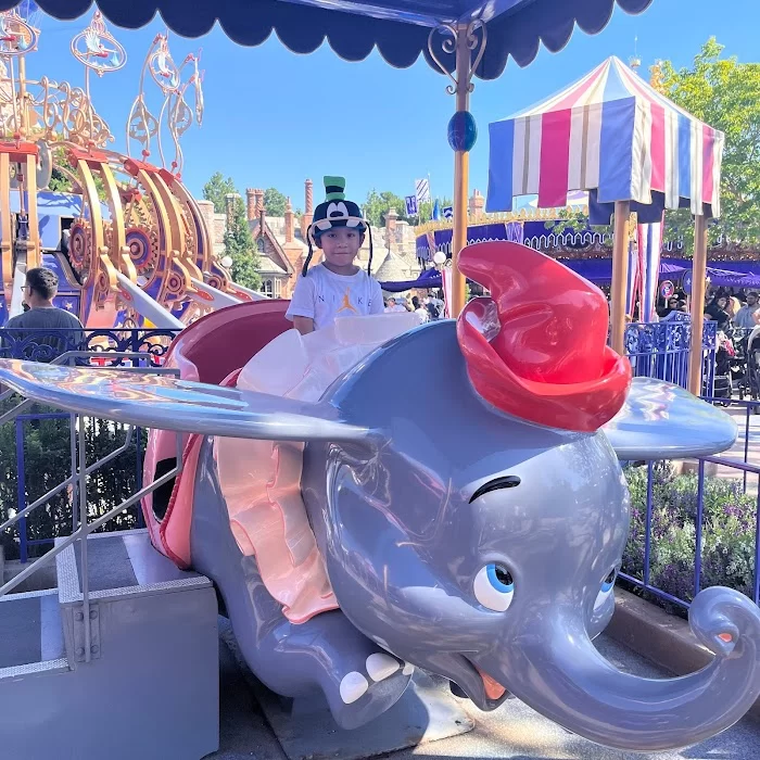 Dumbo the Flying Elephant 2