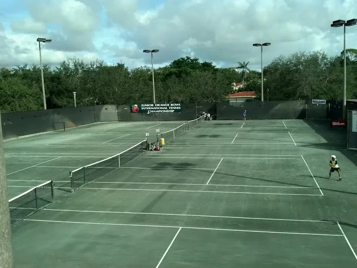 Salvadore Park Tennis Center 0