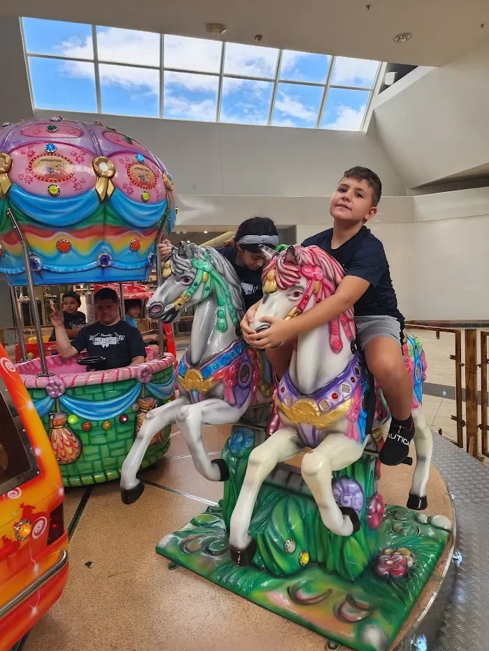 Adventure Kids USA at Miami International Mall 6