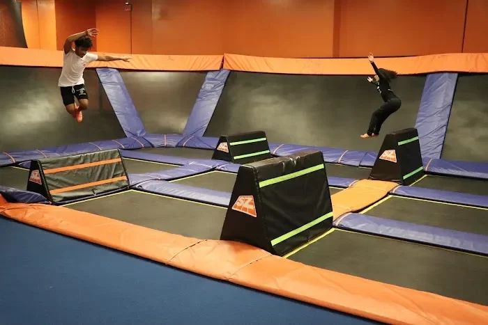 Sky Zone Cutler Bay 0