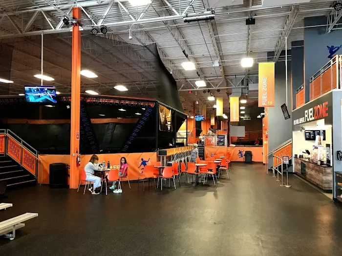 Sky Zone Cutler Bay 3