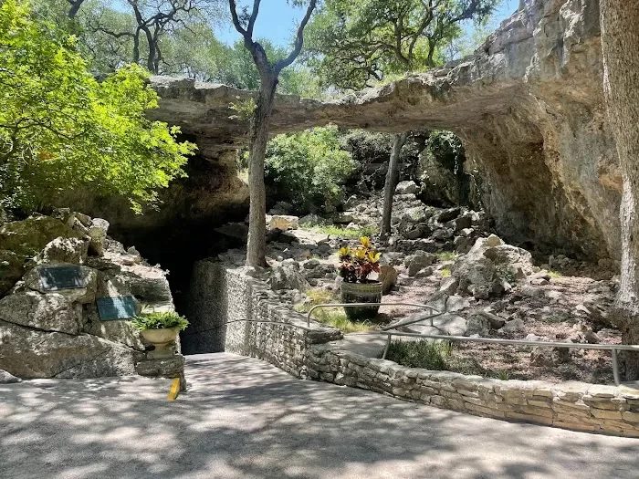 Natural Bridge Caverns 1