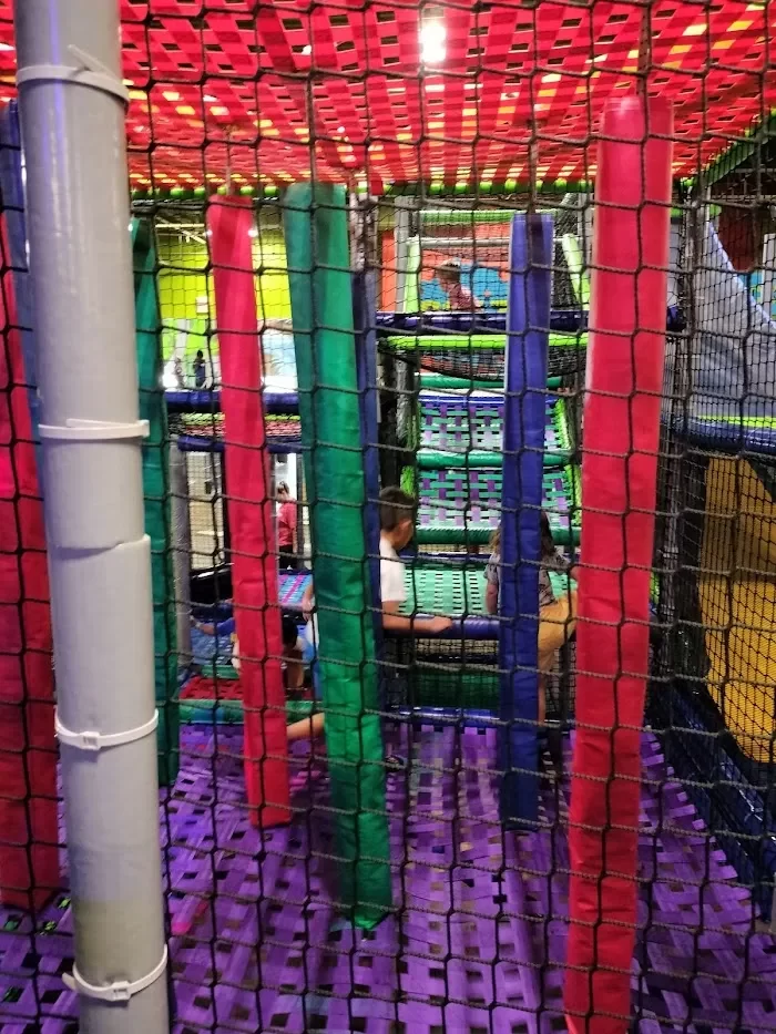 Flip'z Trampoline & Family Fun Park 8