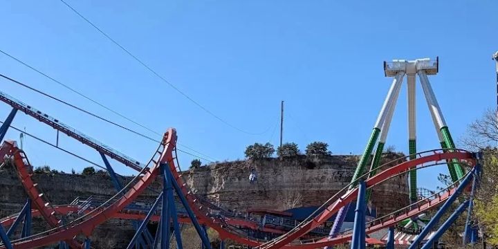 SUPERMAN™: Krypton Coaster