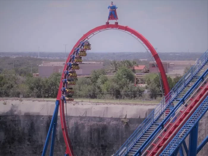 SUPERMAN™: Krypton Coaster 2