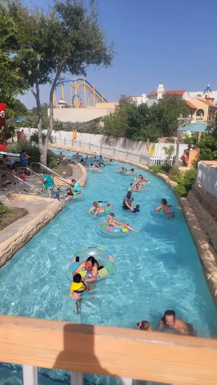 Hurricane Harbor San Antonio 3