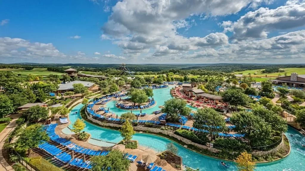 Best Family-Friendly Theme Parks in Texas – Top Attractions for Kids & Families