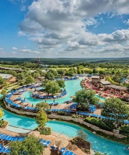 Best Family-Friendly Theme Parks in Texas – Top Attractions for Kids & Families