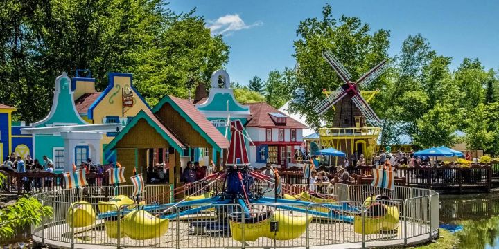 Amusement Parks with Kid-Friendly Food: Best Parks for Family-Friendly Meals