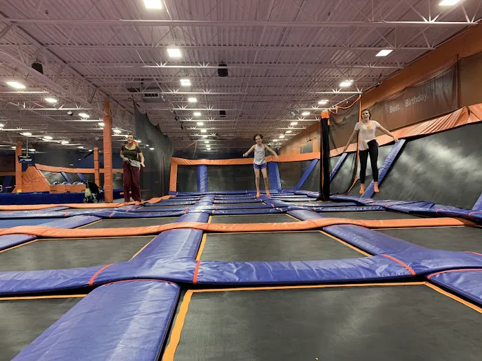 Sky Zone Trampoline Park 5