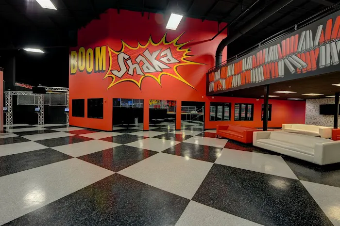 Sky Zone Trampoline Park 4
