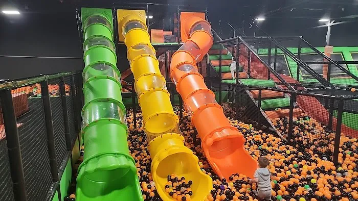 Nova Trampoline Park 5
