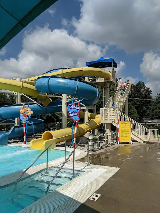 Calypso Cove Family Waterpark 3