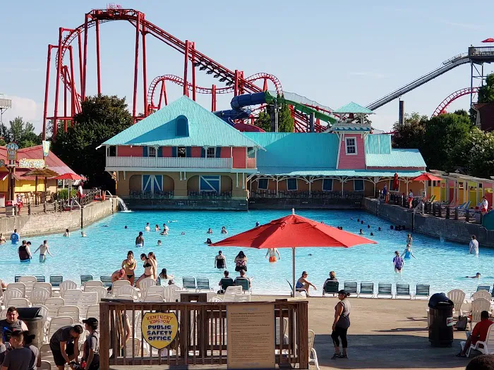 Kentucky Kingdom Theme & Water Park 2