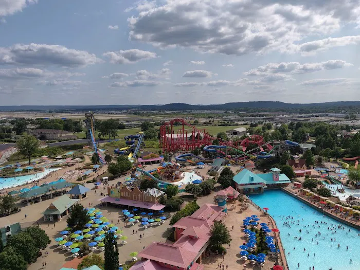 Kentucky Kingdom Theme & Water Park 0