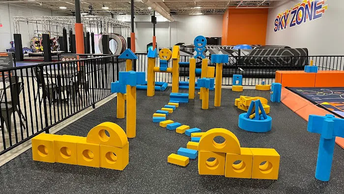 Sky Zone Trampoline Park 7