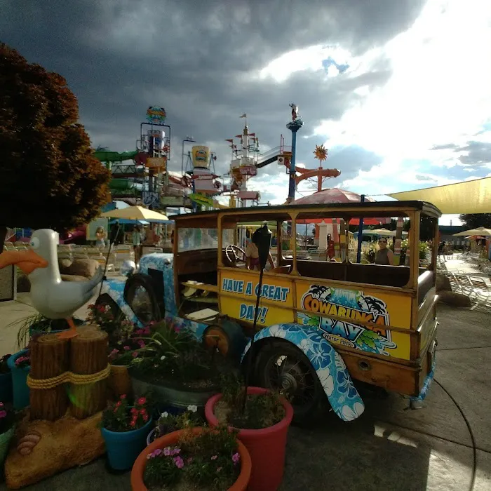 Cowabunga Bay WaterPark 9