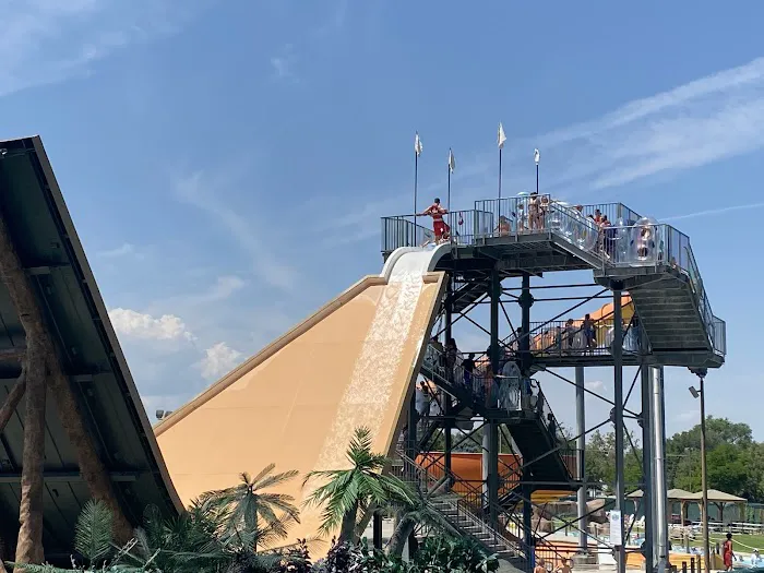 Splash Summit Waterpark 6
