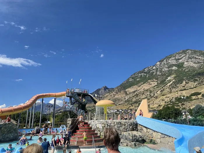 Splash Summit Waterpark 2