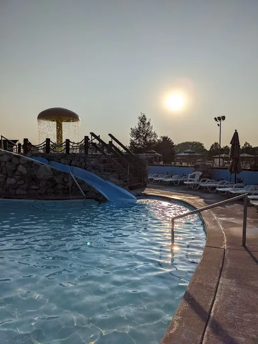 Splash Summit Waterpark 0