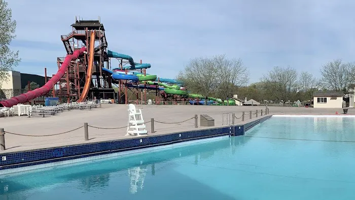 Splash Summit Waterpark 5