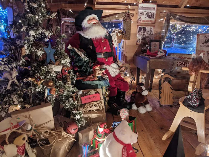 Christmas Village 9