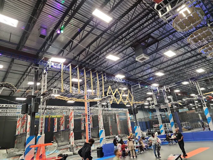 Sky Zone Trampoline Park 6