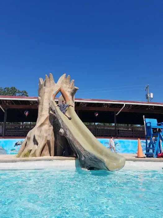 Cobblestones Water Park 0