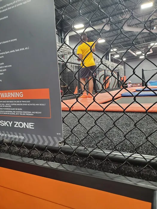 Sky Zone Trampoline Park 4