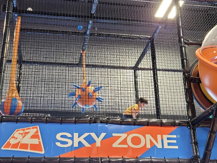 Sky Zone Trampoline Park 6
