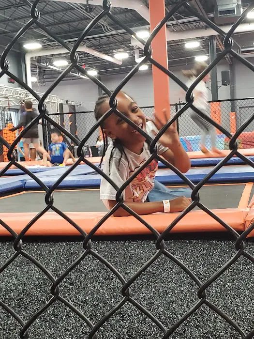 Sky Zone Trampoline Park 8