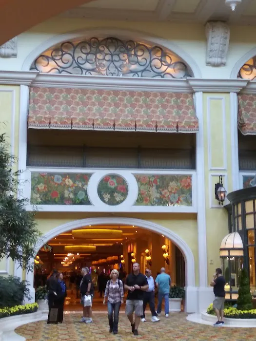 Arcade at Beau Rivage 9