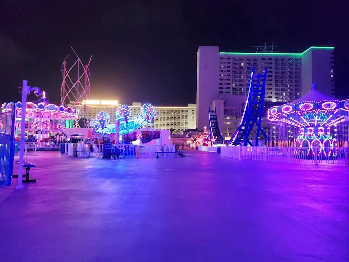 Paradise Pier Fun Park 1