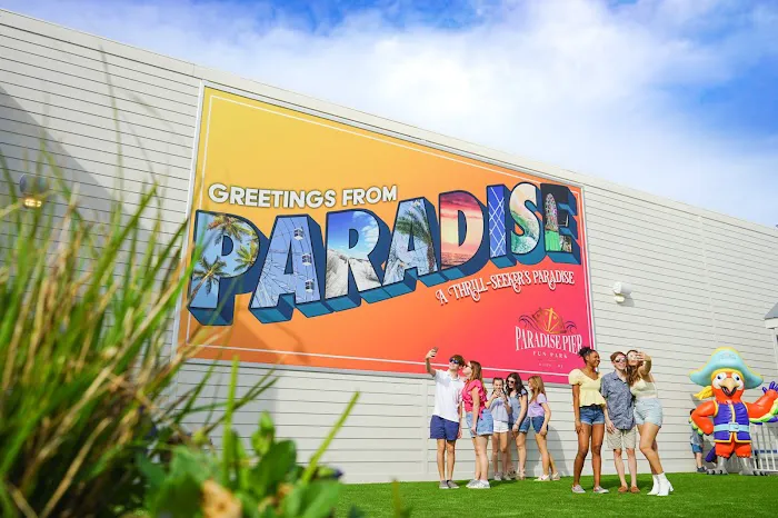 Paradise Pier Fun Park 9
