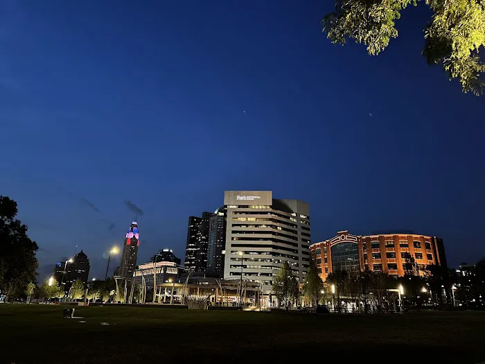Scioto Mile Fountain 8