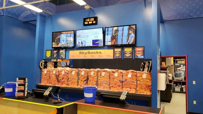 Sky Zone Trampoline Park 7