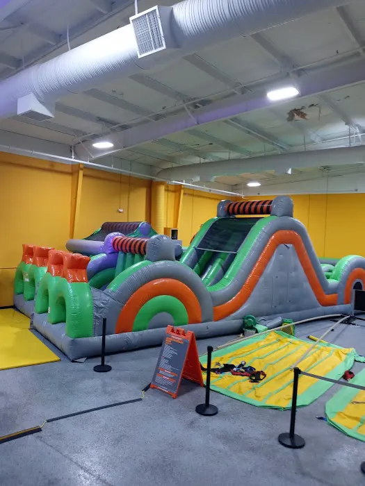 Sky Zone Trampoline Park 7
