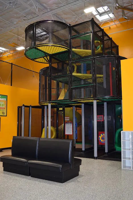 Sky Zone Trampoline Park 7