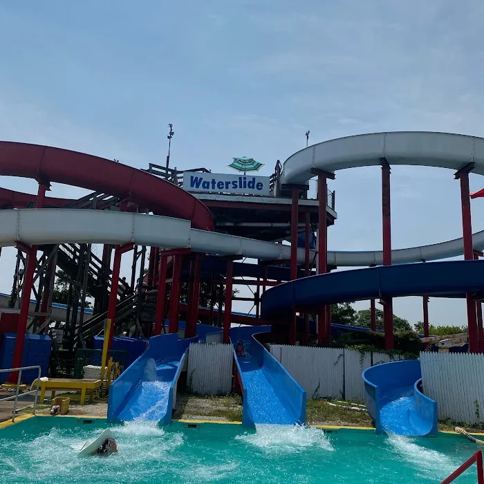 Action Amusements Waterslide 0